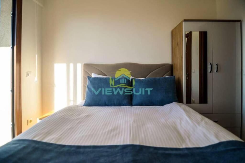 View Suit C1 เฟทิเย ภายนอก รูปภาพ